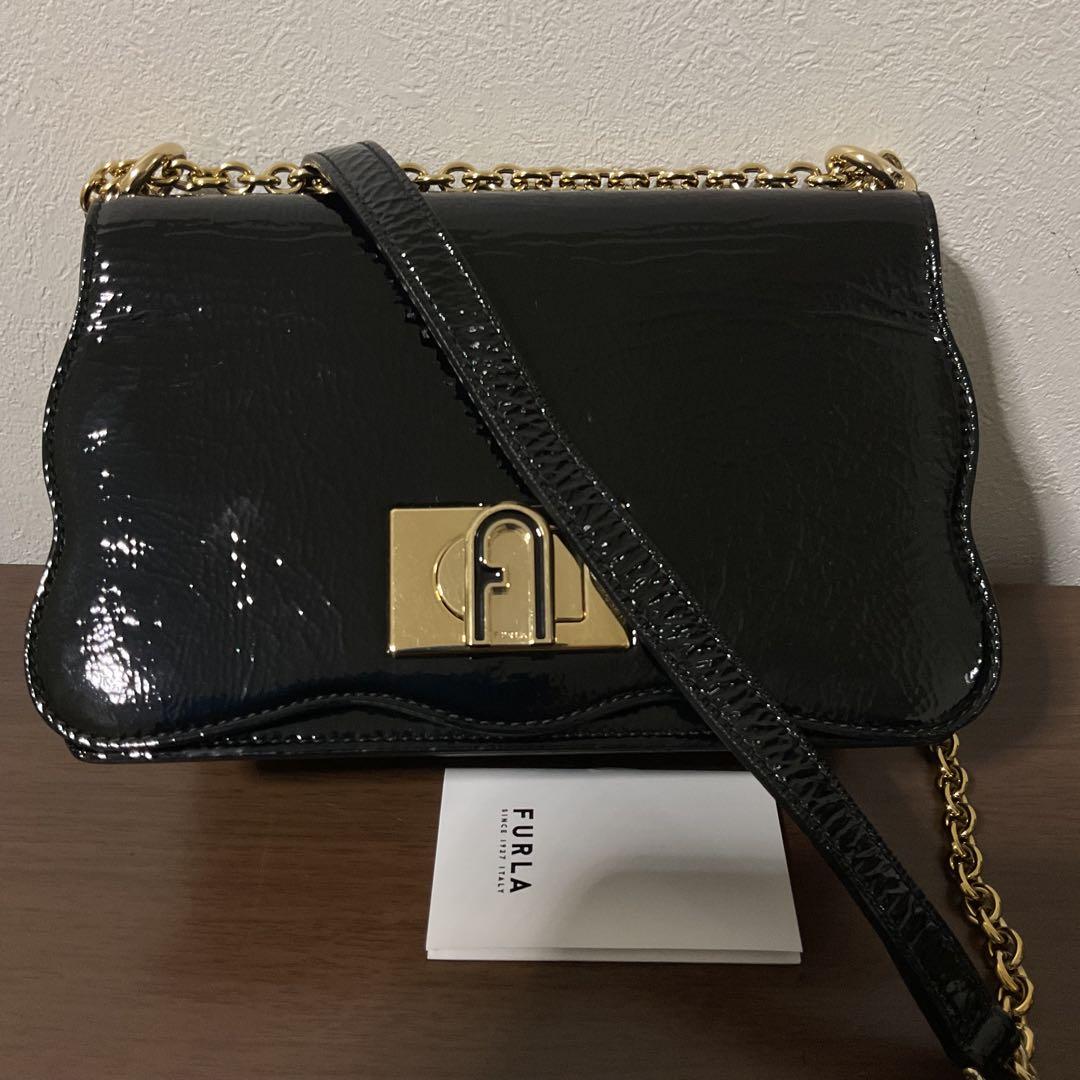 ☆開店セール☆レア品 美品 フルラ 1927 ロゴ ウェーブ レザー チェーン