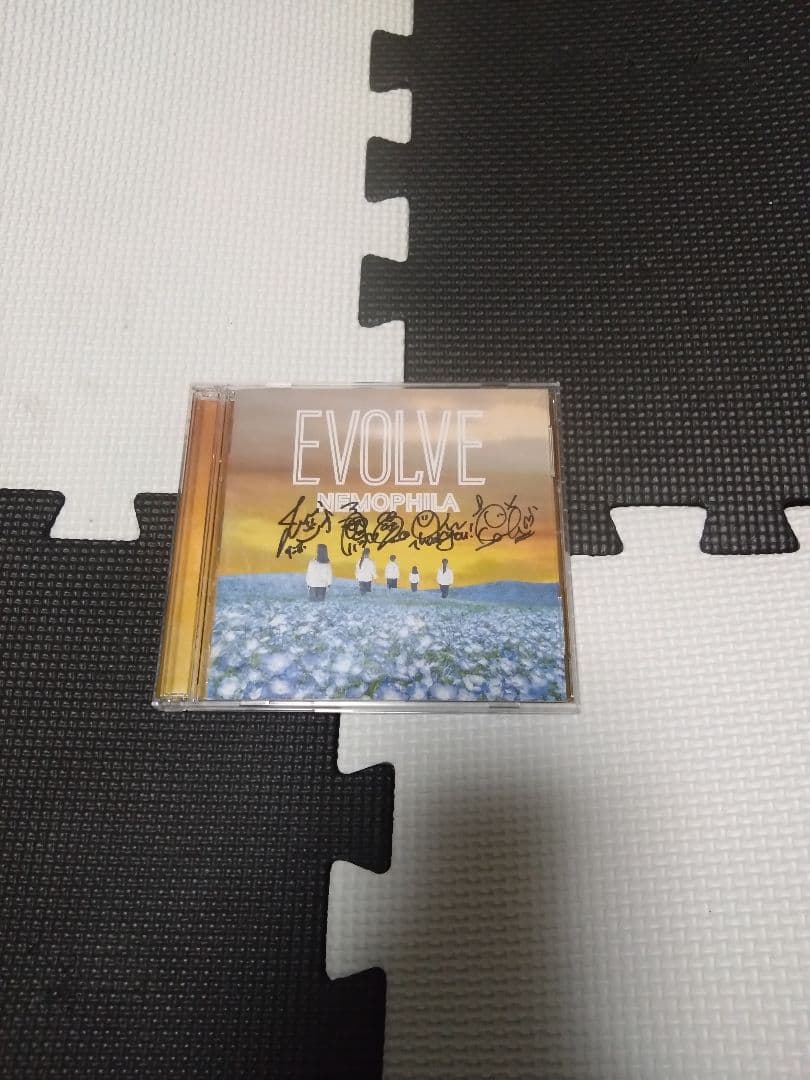ま*う様 美品 NEMOPHILA 『EVOLVE』限定盤 直筆サイン入りCD