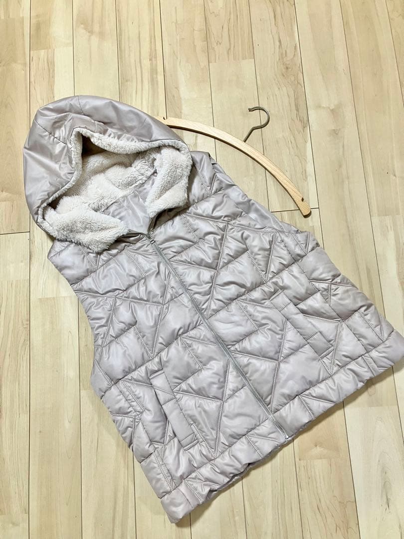 【新品未使用　タグ】ダーマ　イタリア素材ジオメトリック柄フード　べージュ9-13