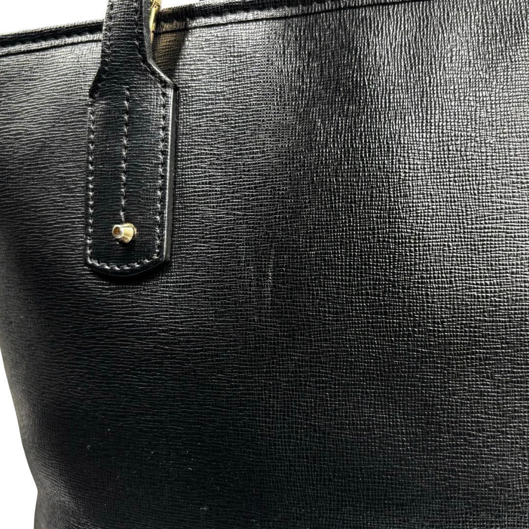 【美品】フルラ　リンダ　2way ショルダーバッグ トート　ロゴ金具　PVC黒