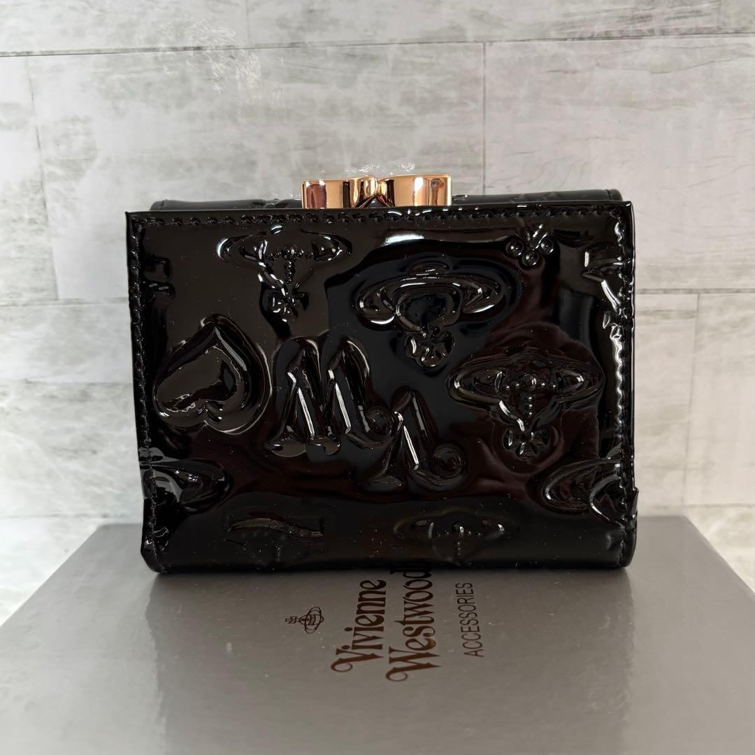 vivian westwood大人可愛いブラックエナメル型押しオーブ三つ折　財布