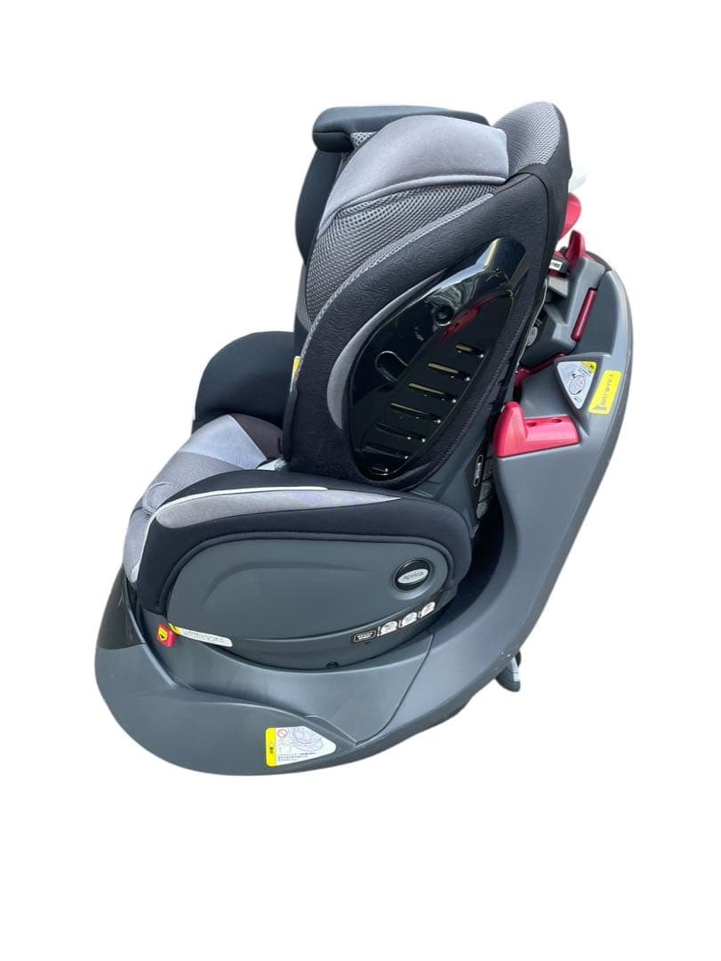 アップリカ フラディア ラクート エレガント チャイルドシート