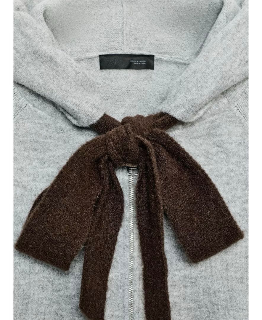 タグ付新品★ZARAのコントラストドローストリングフーディ★S★ミディアムグレー