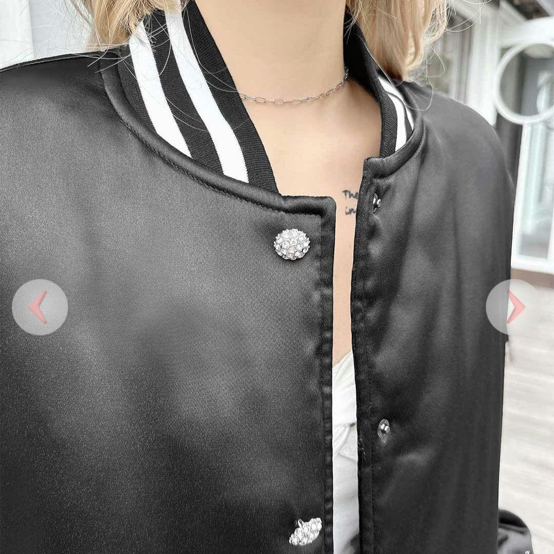 【新品】Rady キラキラ♡ビジューボタン ラインスタジャン