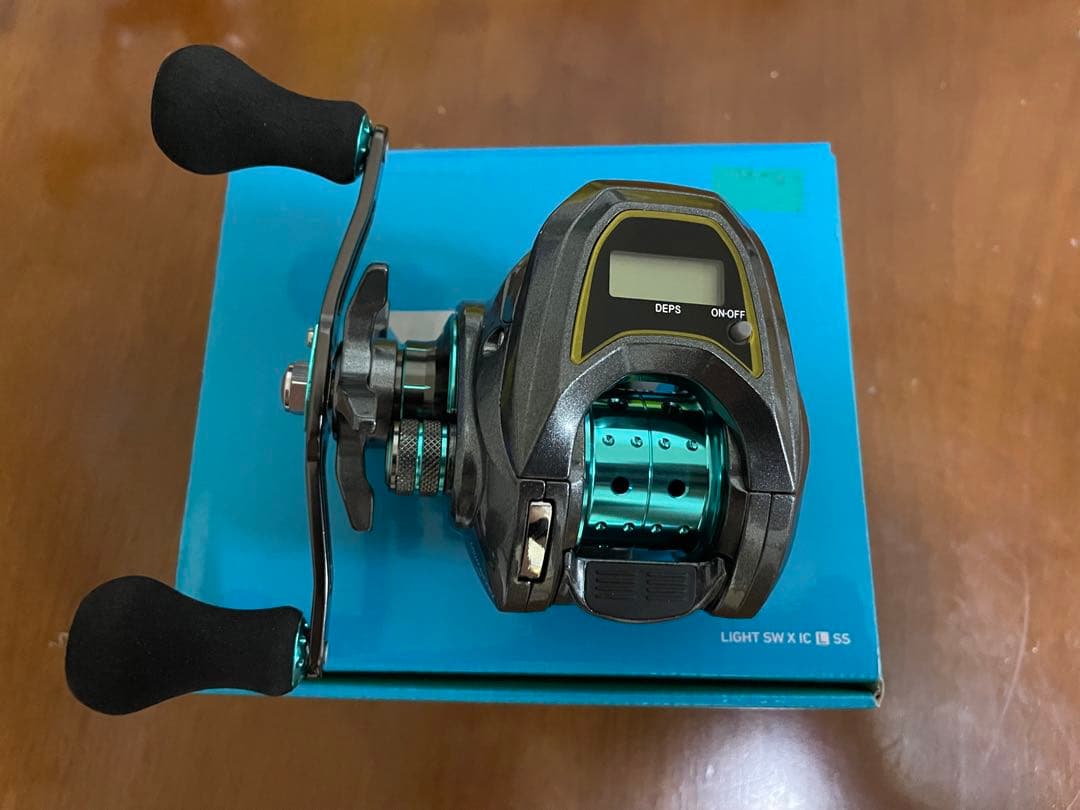 新品未使用ダイワ　ライトLight SW X IC SS 左　紅牙　ソルティガ