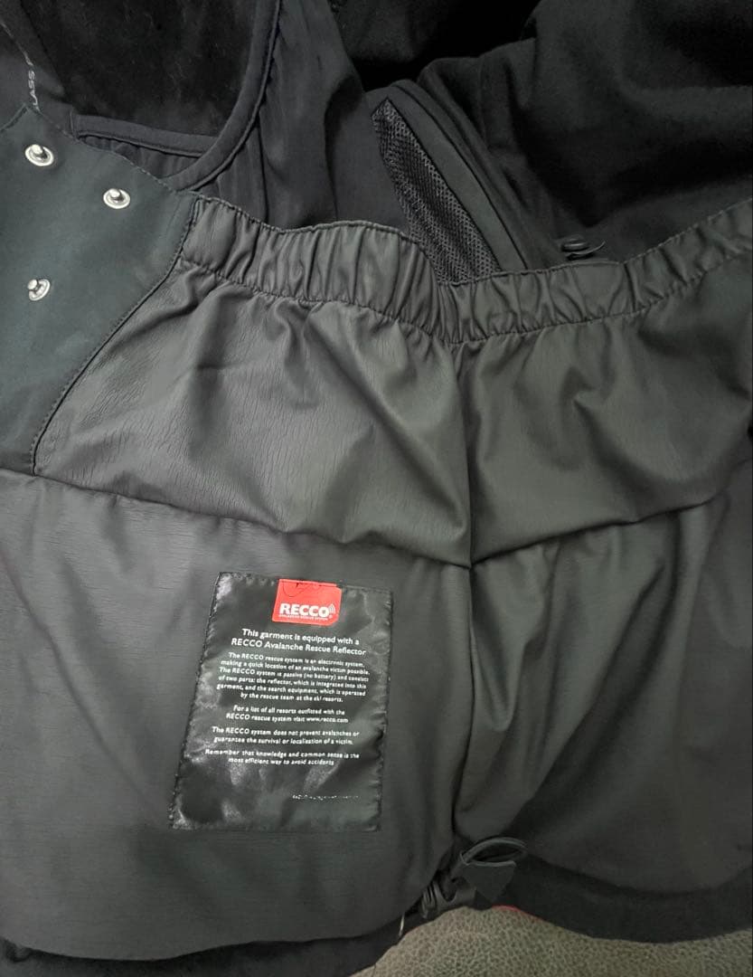 KJUS メンズ　スキーウェア 48 レッド RECCO 高機能 防水 防風