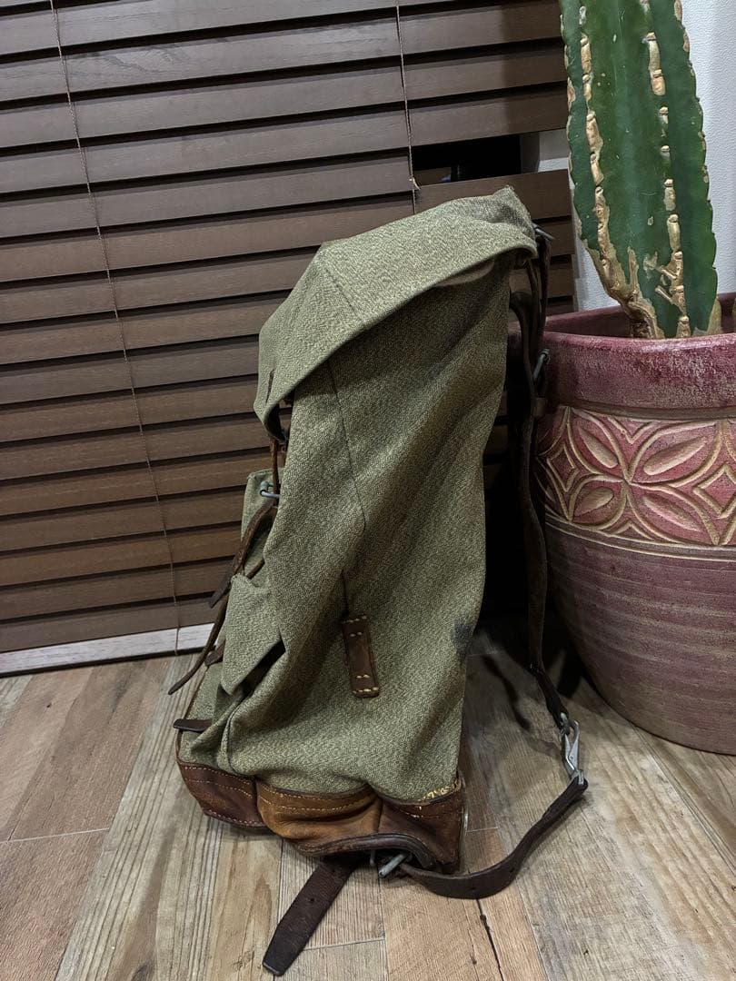 ごま塩　スイス軍　1960年　リュック