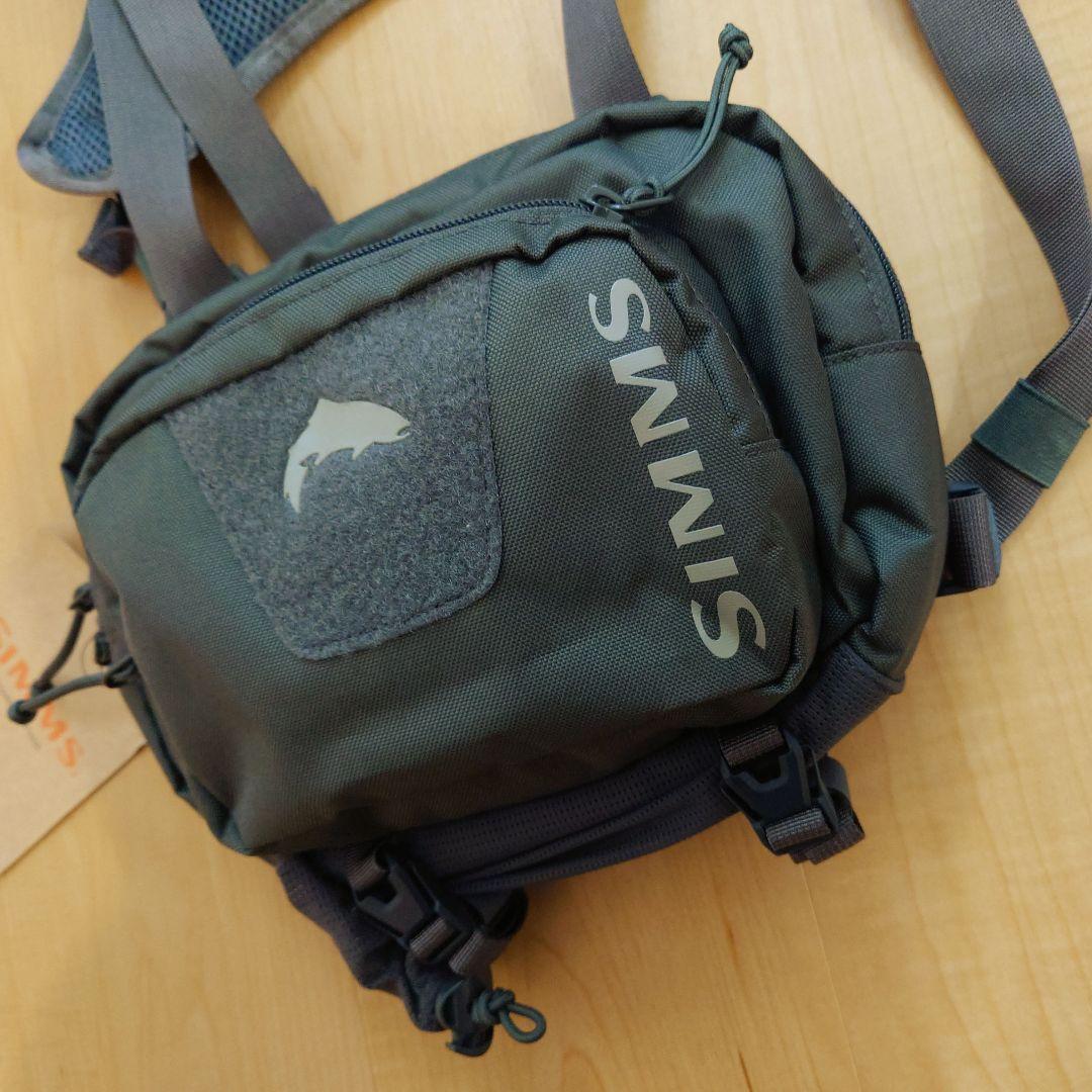 SIMMS シムス トリビュータリー ハイブリッド チェスト パック【バサルト】