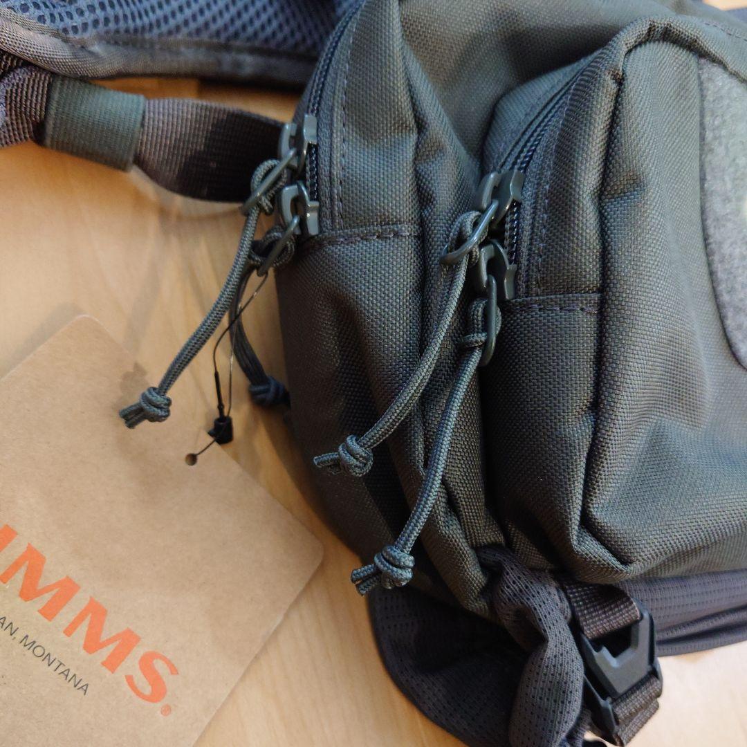 SIMMS シムス トリビュータリー ハイブリッド チェスト パック【バサルト】