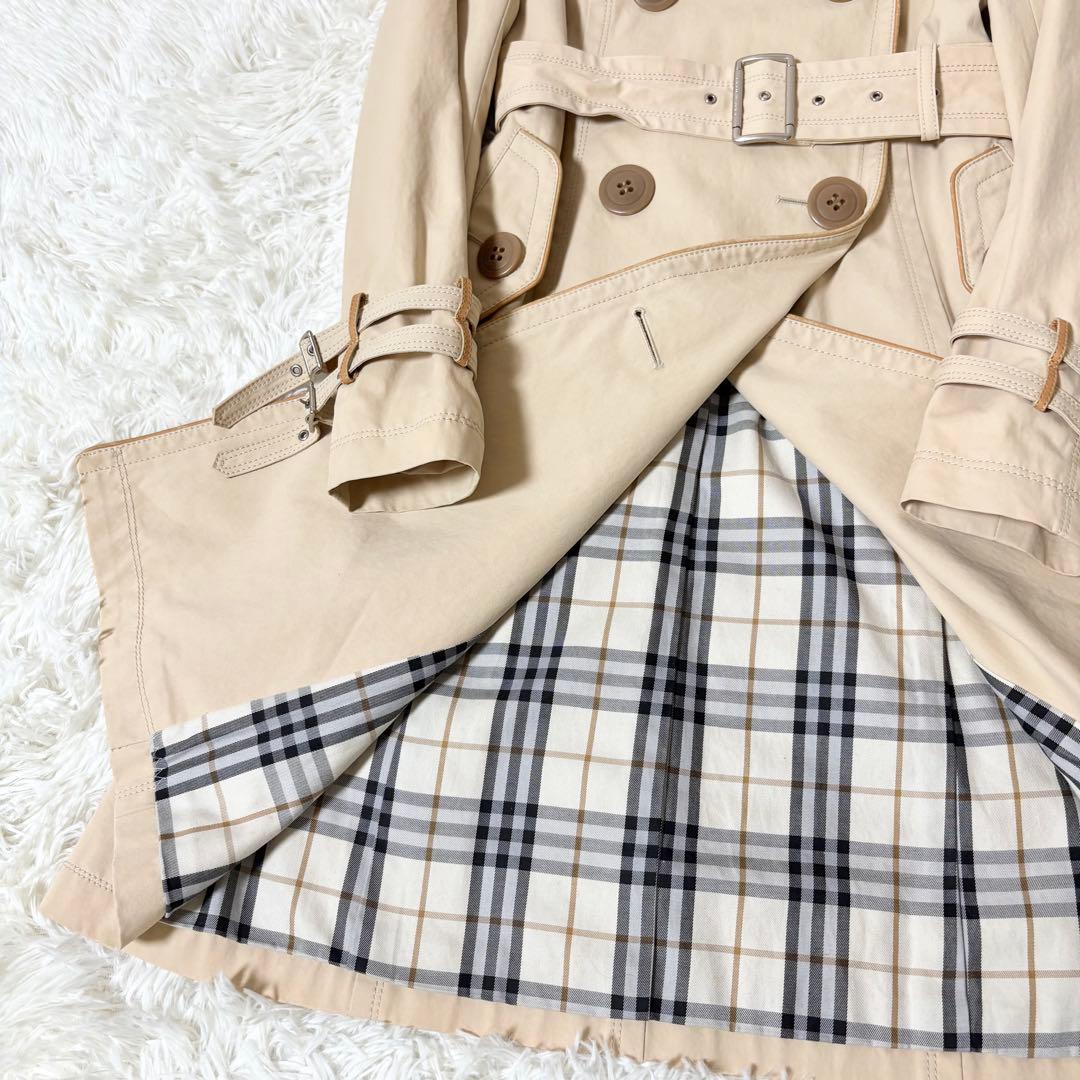 バーバリーブルーレーベル ノバチェック裏地付き トレンチコート ベージュ 牛革