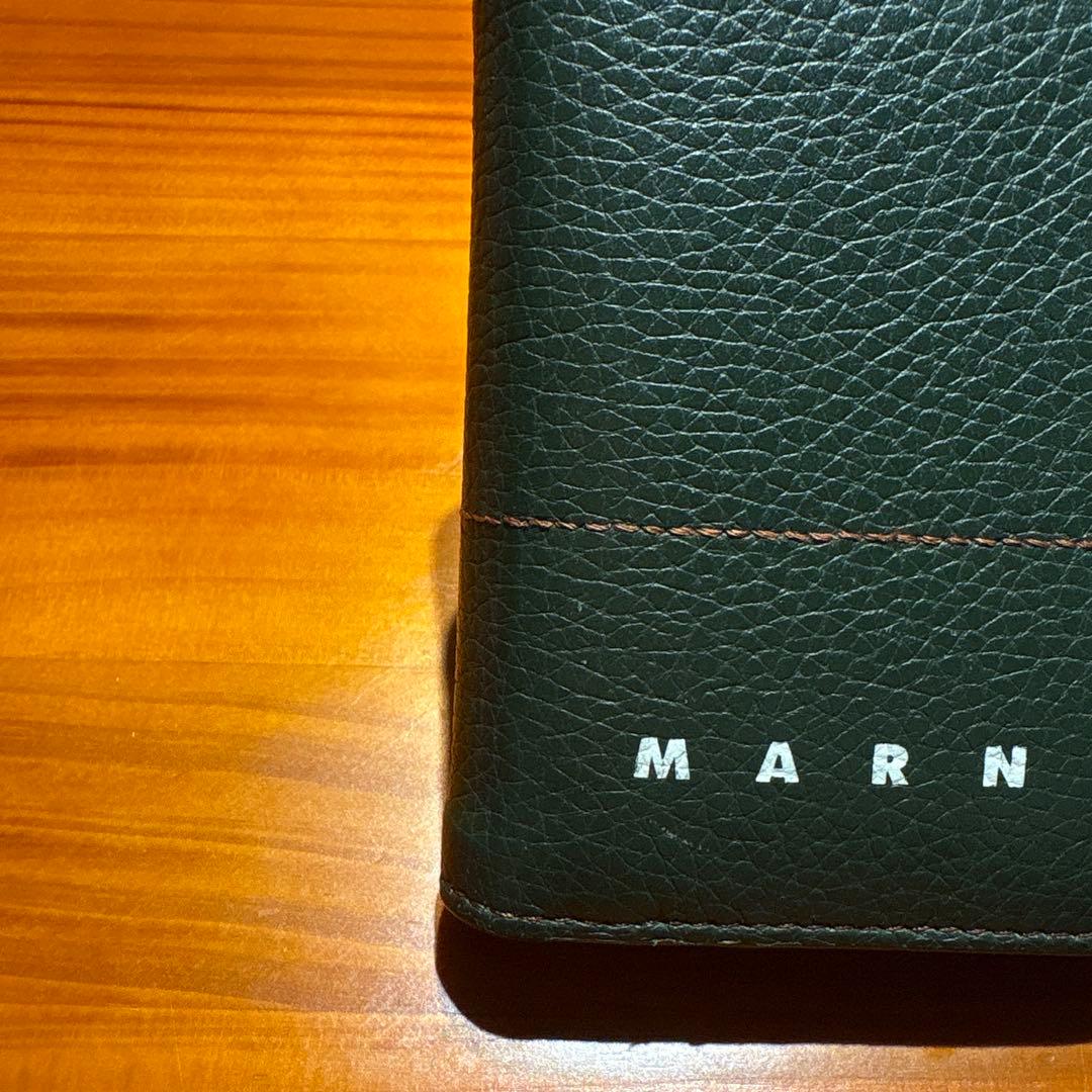 MARNI 二つ折り財布 グリーンレザー