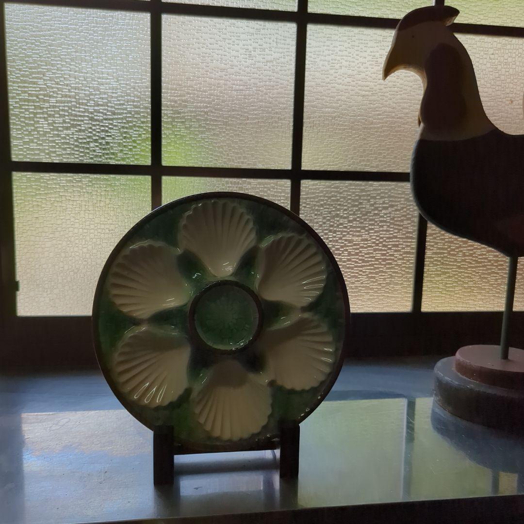 にこ 貝の形を模したオシャレなお皿＆木製皿立て台✨