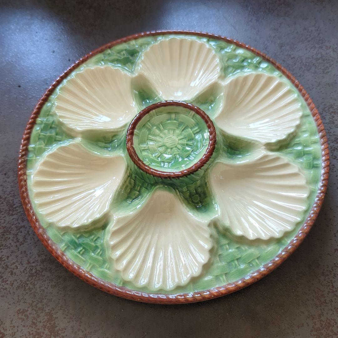 にこ 貝の形を模したオシャレなお皿＆木製皿立て台✨