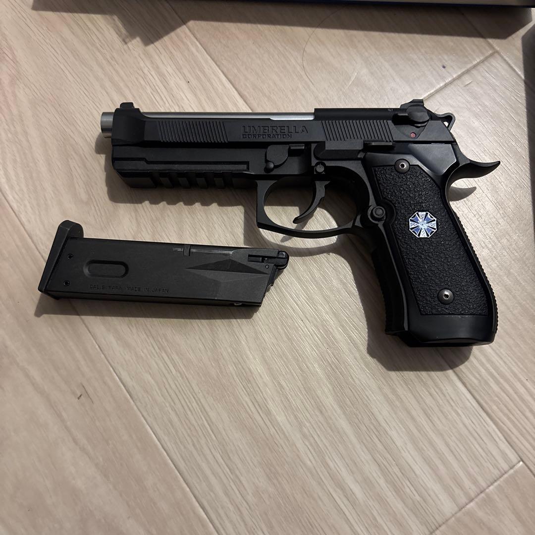 東京マルイ　バイオハザード AVOM/AWM 01P ガスブローバック