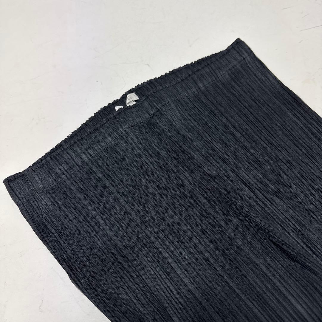 ミ*ャ様 プリーツプリーズ　イッセイミヤケ　ハーフパンツ①