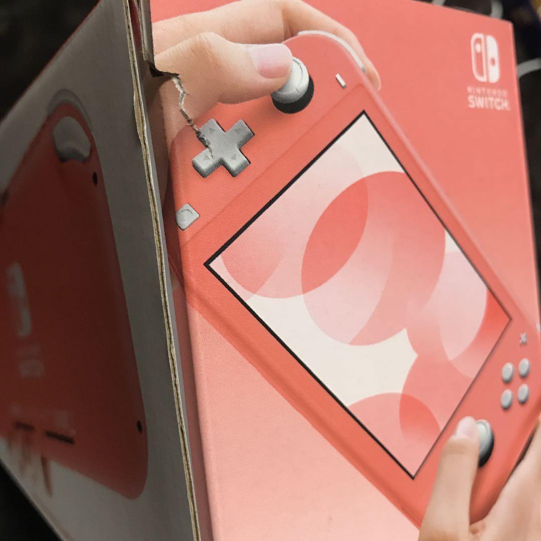 Nintendo SWITCH LITE コーラルピンク