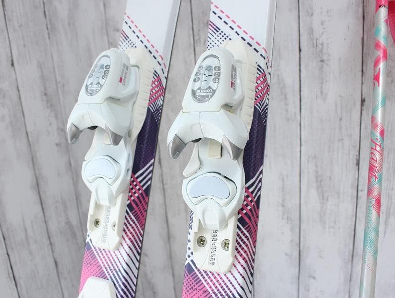 Hart Innocence ジュニア用 スキー板 138cm ストック付き