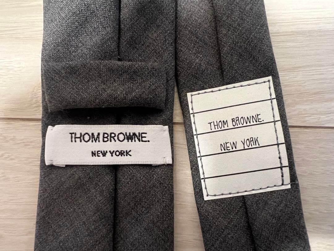 THOM BROWNE グレー ネクタイ　未使用