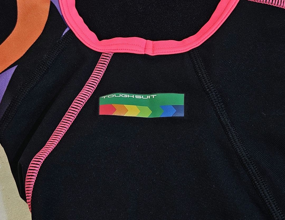 新品　タグ付き　arena　アリーナ　水着　競泳水着　SAR-4128W