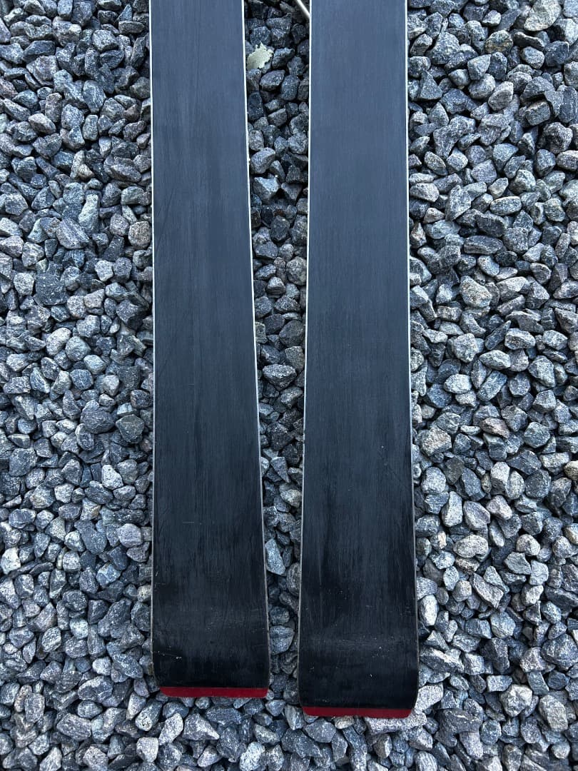 テレマーク用スキー板kneissl 72