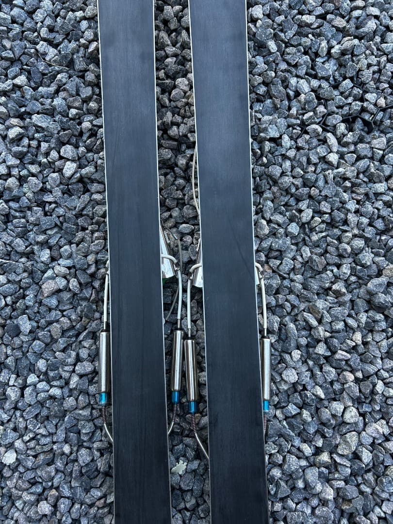 テレマーク用スキー板kneissl 72