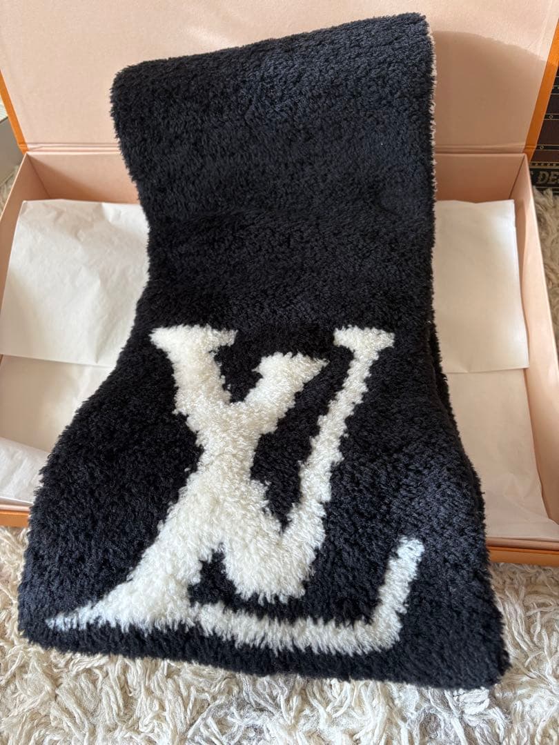 Louis Vuitton マフラー・コンフィー　ロゴマフラー M79399