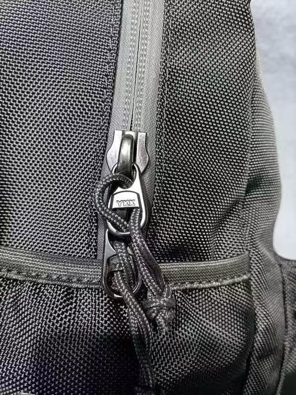 「 Yohji Yamamoto × NEWERA」light pack