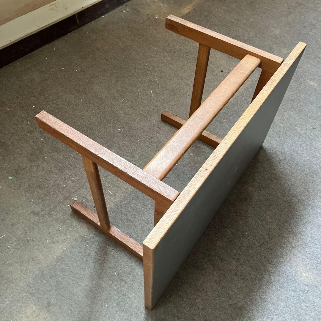 Hans J Wegner getama サイドテーブル リノリウム