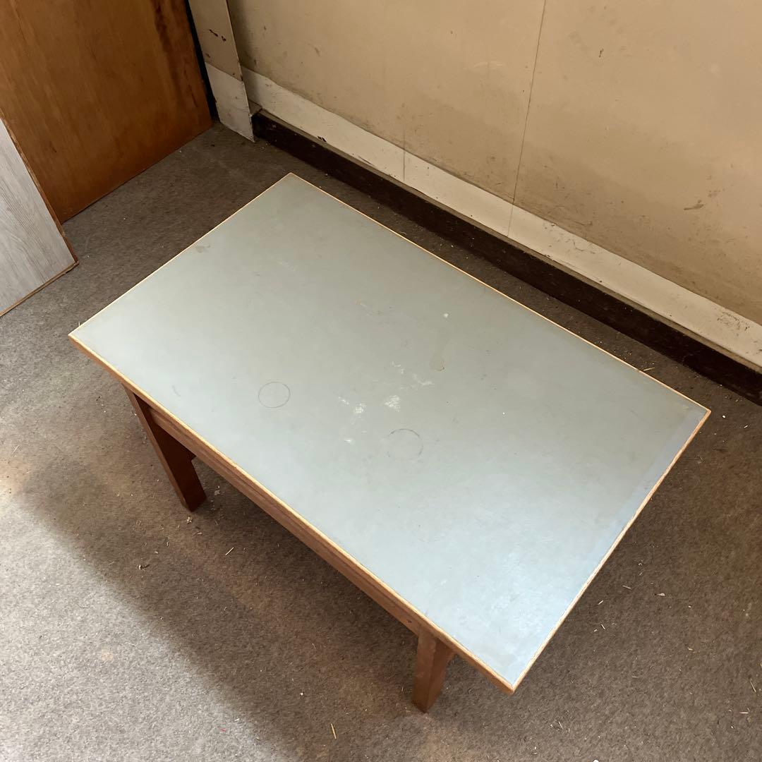 Hans J Wegner getama サイドテーブル リノリウム