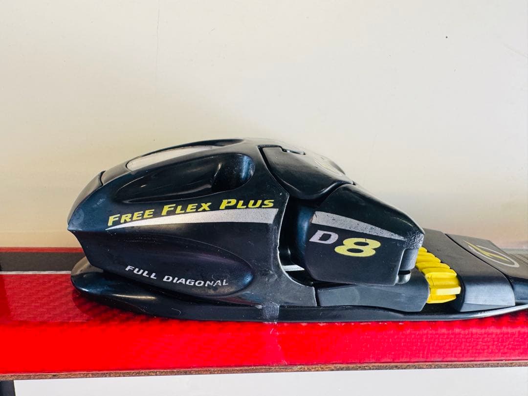 SALOMON SuprAxe Équipe 2V スキー板 (170 cm)