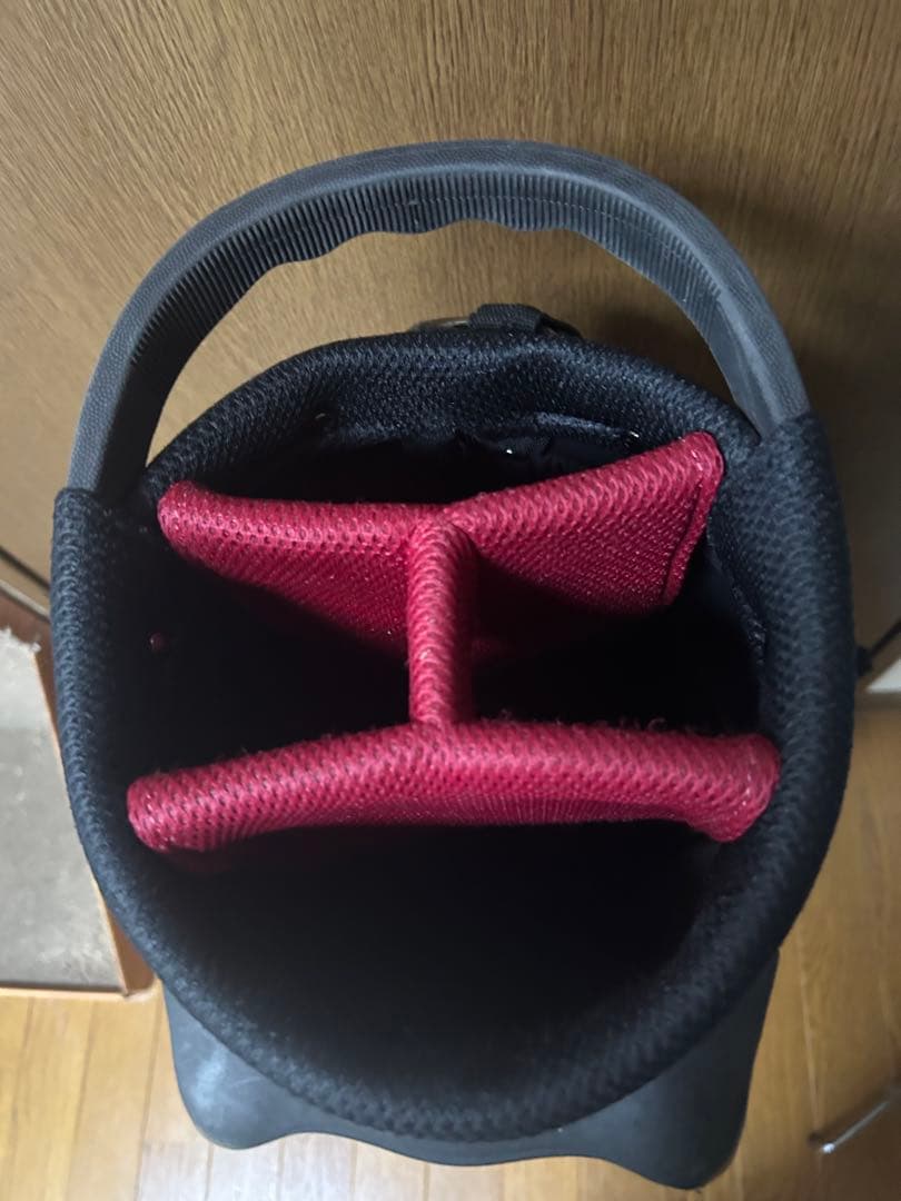 美品Titleist ゴルフバッグ スタンド付き 黒