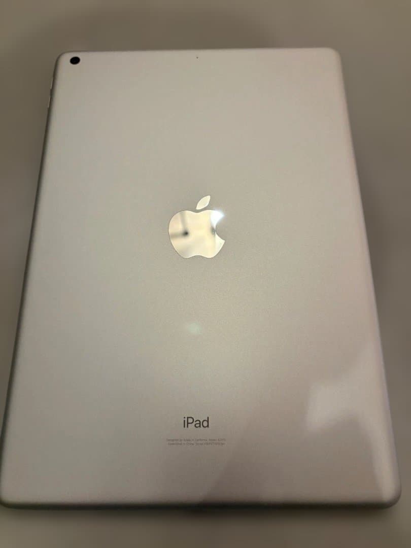 バッテリー良好◎ iPad第8世代128GB/純正Keyboard/pencil