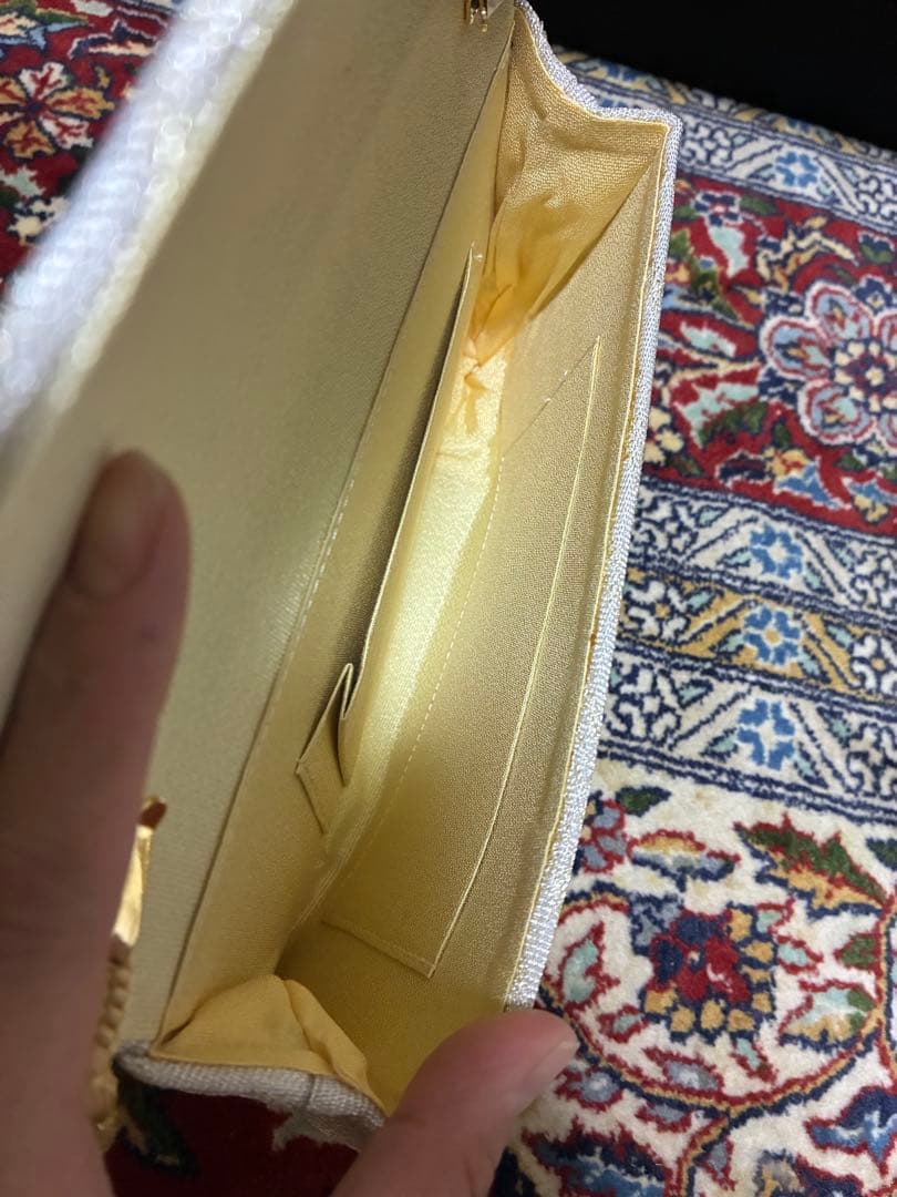 伊と忠 和装小物 バッグ　着物冠婚葬祭　ホワイト 白