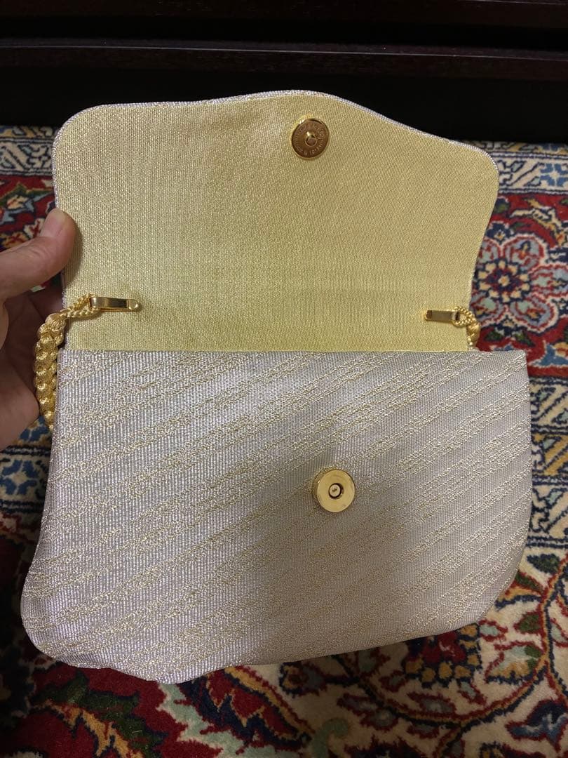 伊と忠 和装小物 バッグ　着物冠婚葬祭　ホワイト 白