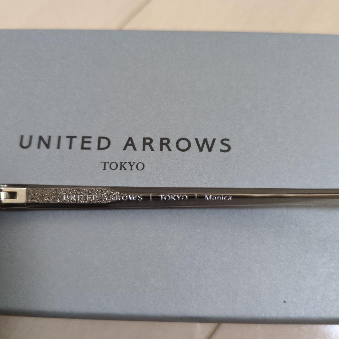 【k.m様予約】BEAUTY&YOUTHサングラス（LT.GRAY）