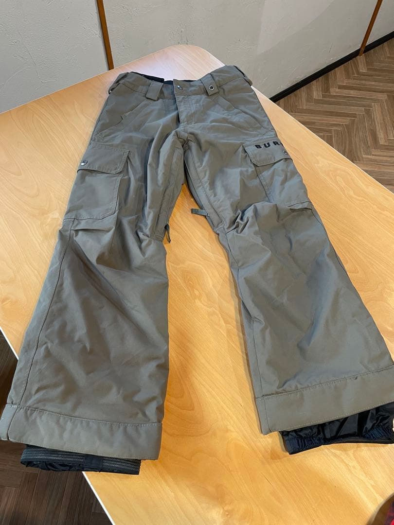 スノーボードウェア　Burton キッズ用　サイズ140
