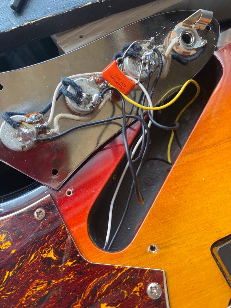 grass roots エレキベース