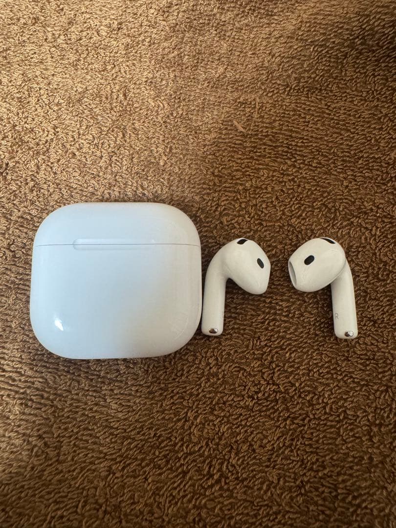 AirPods4 外箱なし