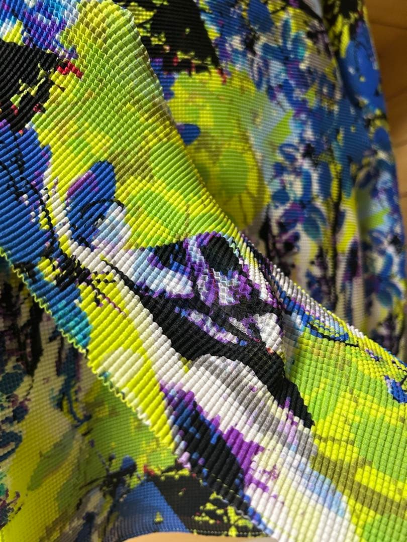me by isseymiyake プリーツ加工　長袖 花柄 トップス　希少