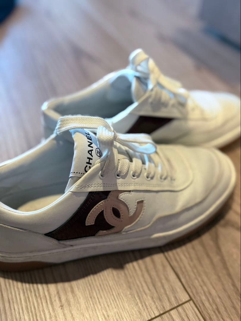 CHANEL レザー スニーカー CCロゴ ホワイト サイズ37