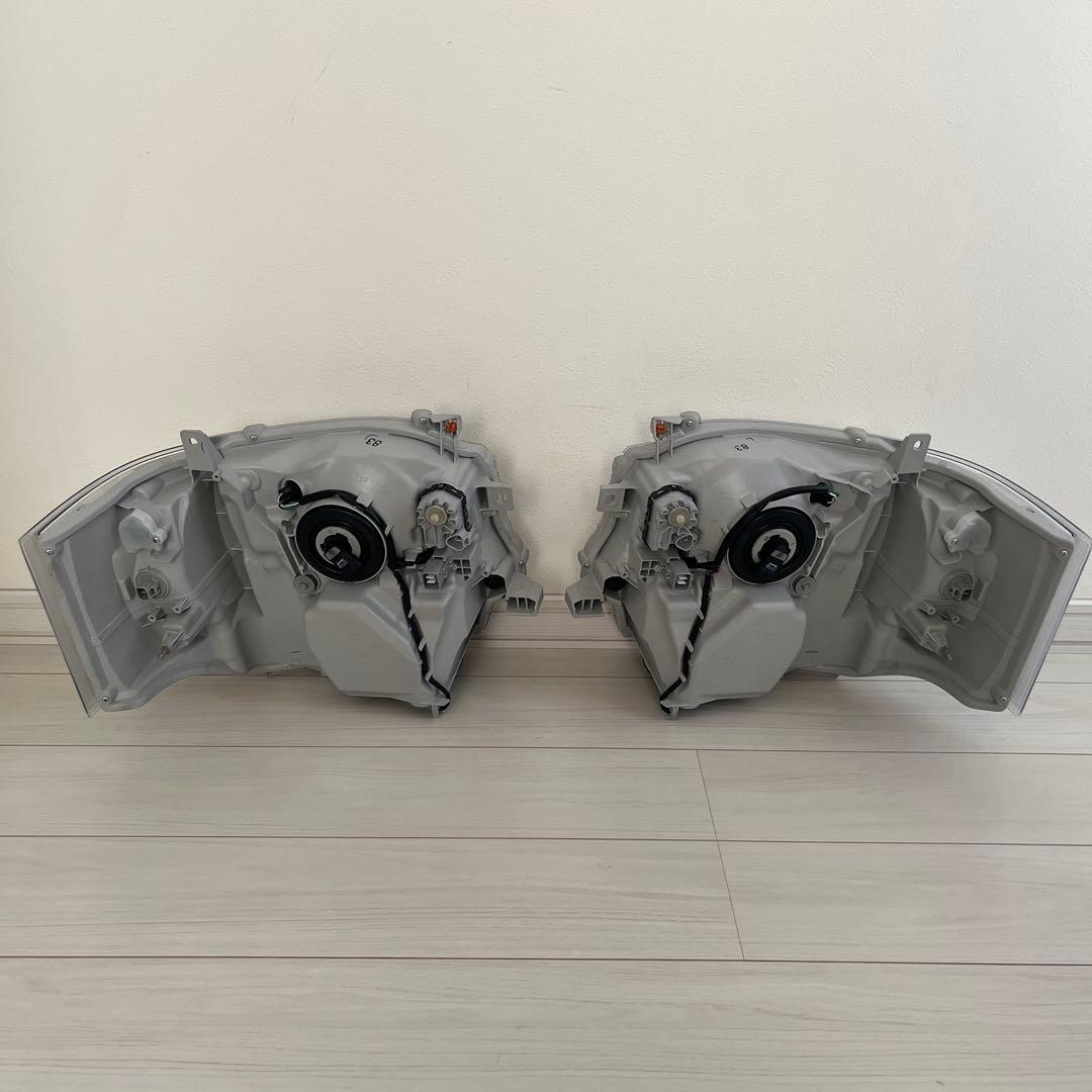 ハイエース　ＬＥＤヘッドライト