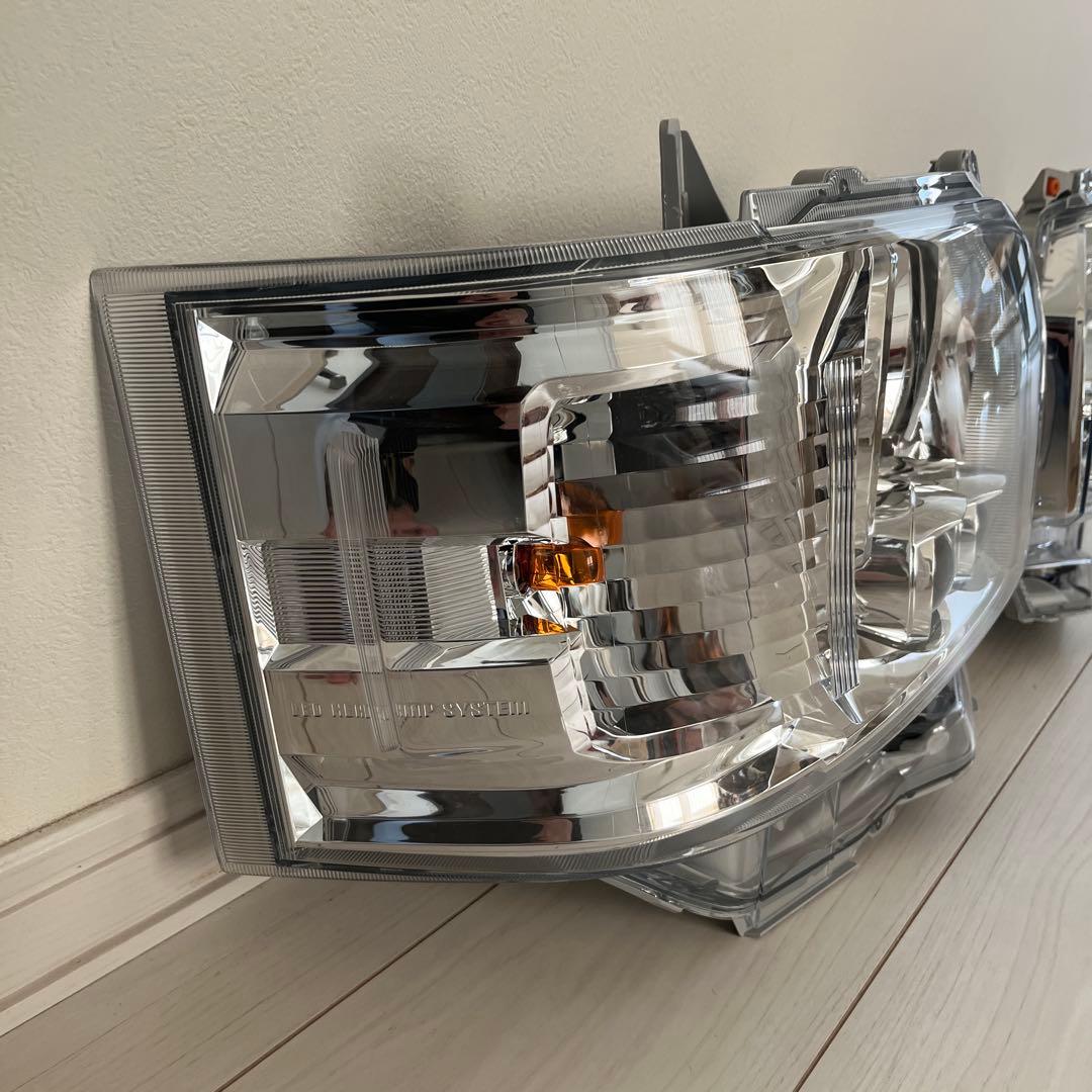 ハイエース　ＬＥＤヘッドライト