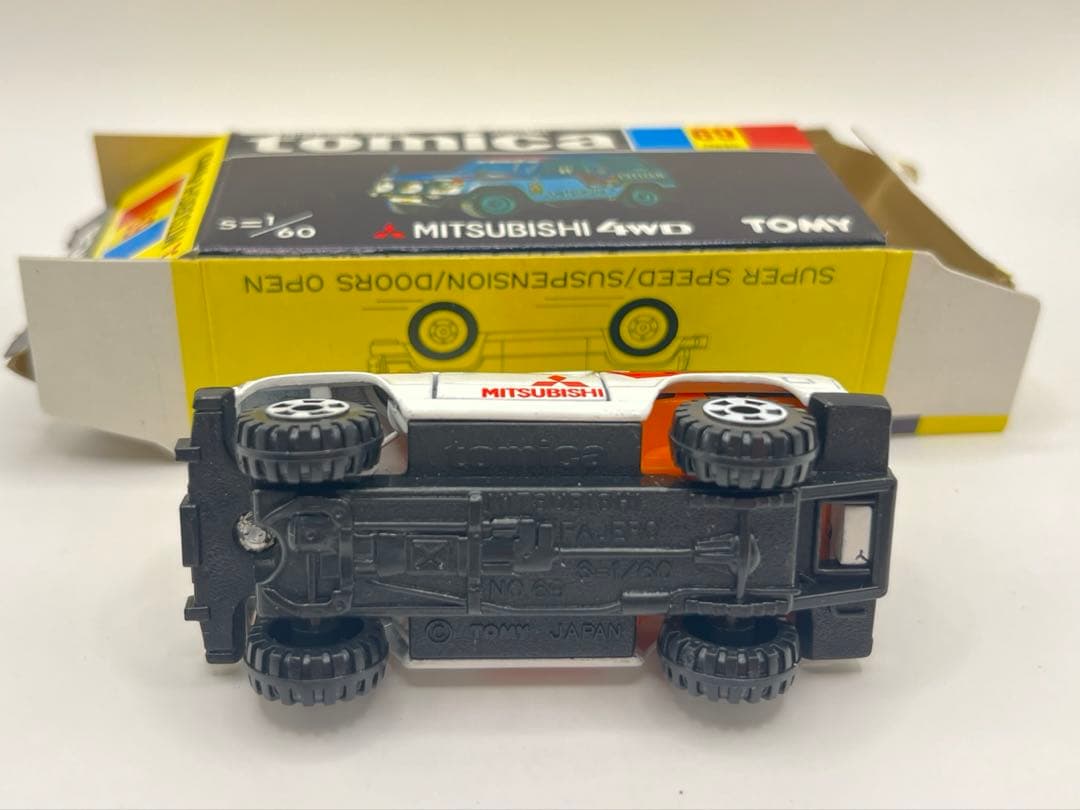 トミカ 日本製 黒箱 69 三菱 パジェロ 三菱自販特注