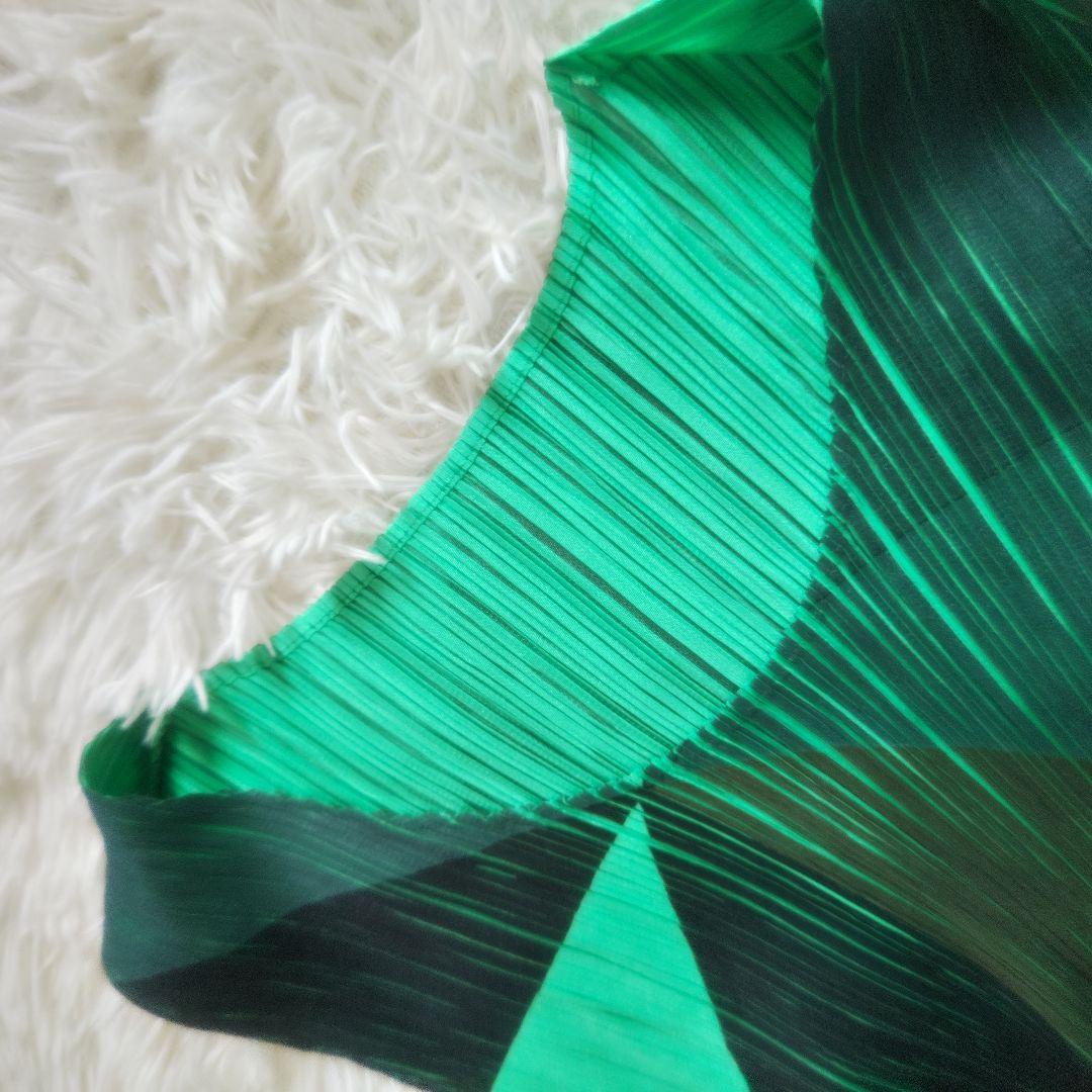 PLEATS PLEASE! プリーツノースリーブチュニック