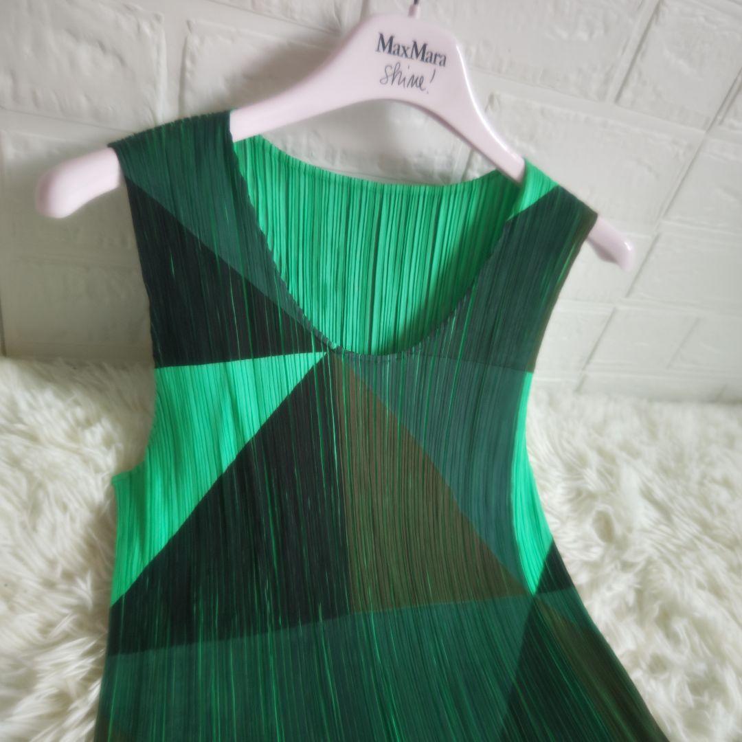 PLEATS PLEASE! プリーツノースリーブチュニック