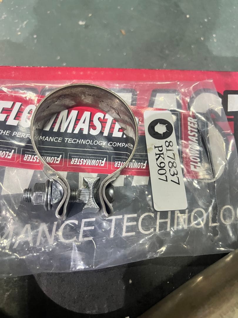 ラングラーJL用　フローマスター　マフラー　アメリカンサンダー　中古