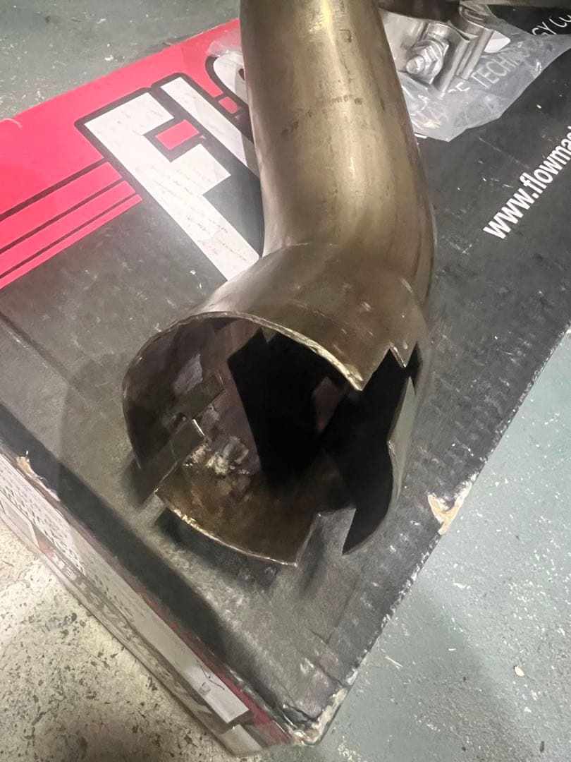 ラングラーJL用　フローマスター　マフラー　アメリカンサンダー　中古