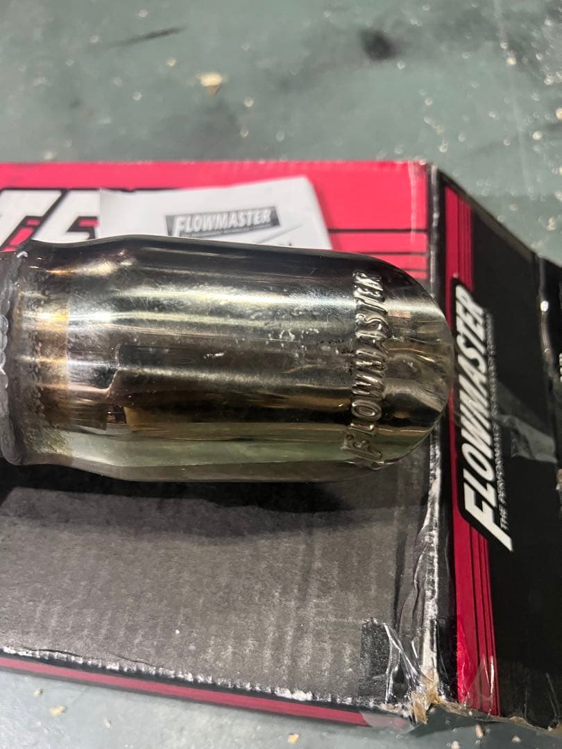 ラングラーJL用　フローマスター　マフラー　アメリカンサンダー　中古