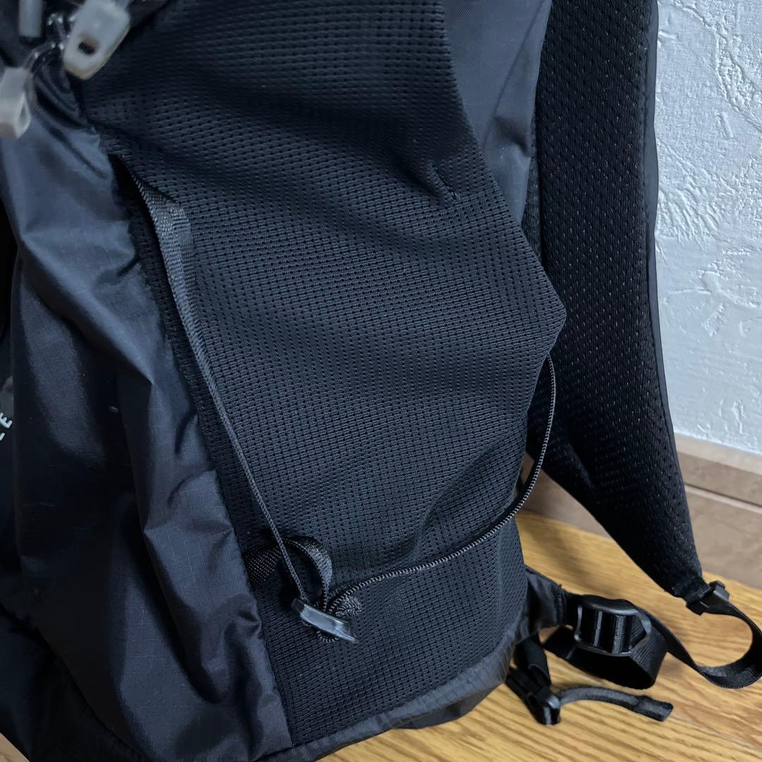 【美品】THE NORTH FACE ワンマイル16