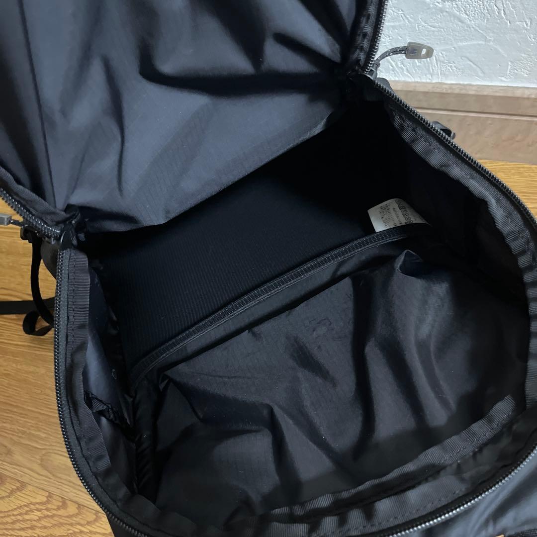 【美品】THE NORTH FACE ワンマイル16